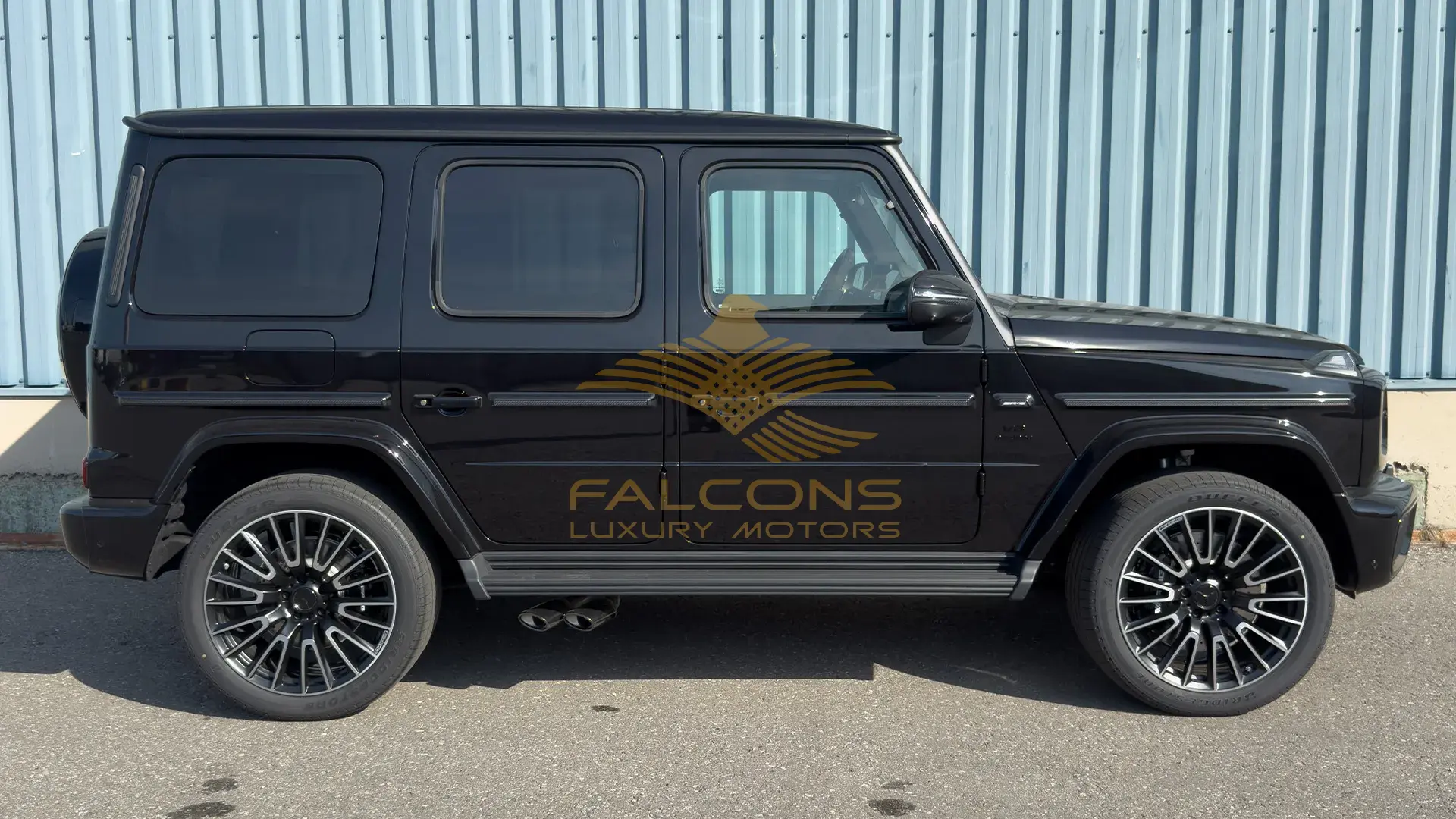4.0L V8 AT - Image 7